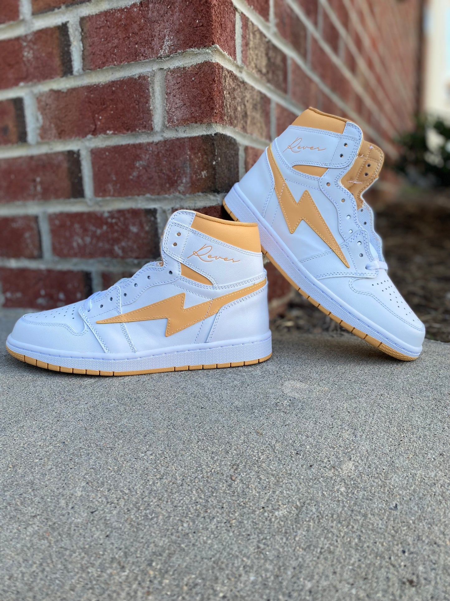 KIY X REVES 85 HIGH "CANARY"