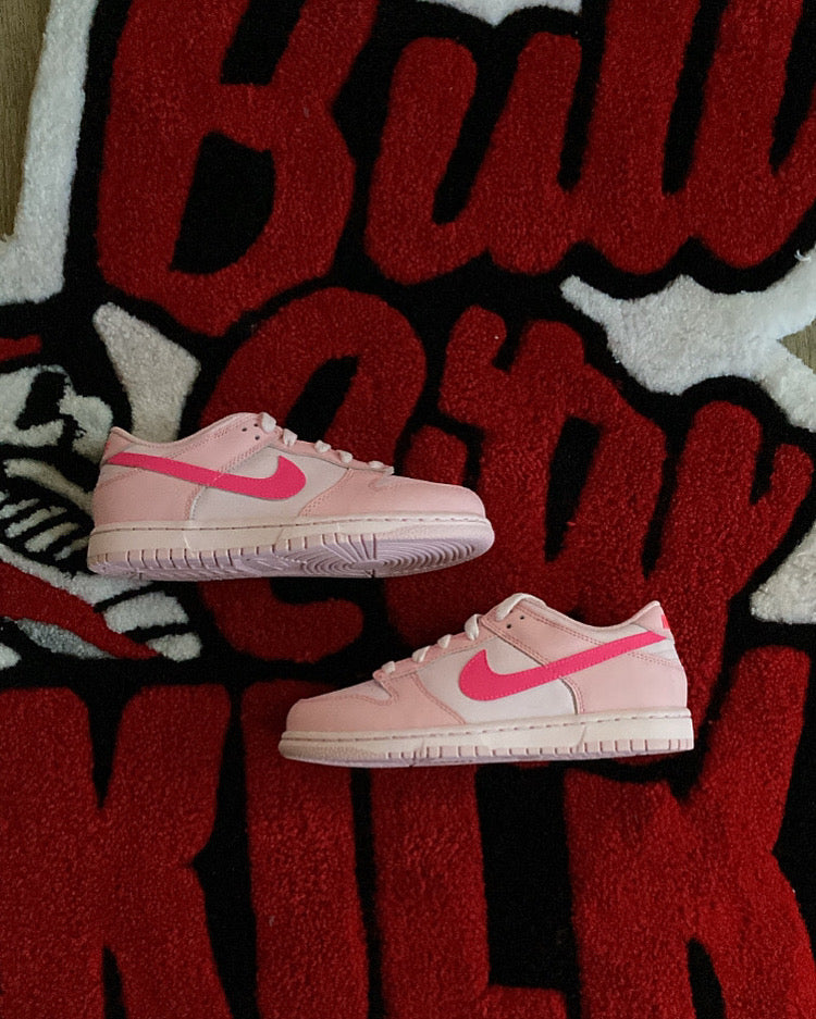 “TRIPLE PINK” DUNK LOW (Y)