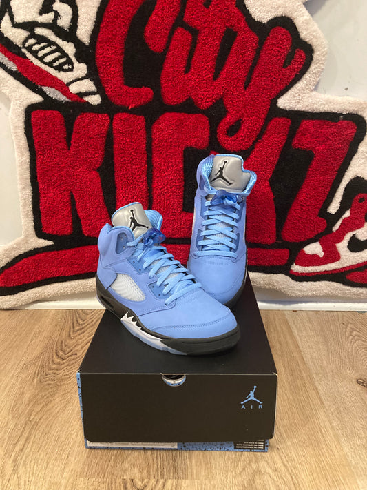 “UNC” RETRO 5