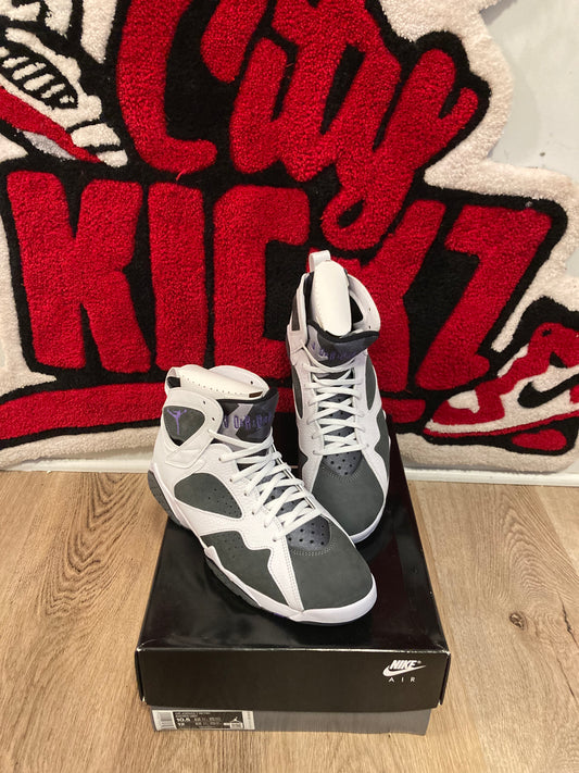 “FLINT” RETRO 7